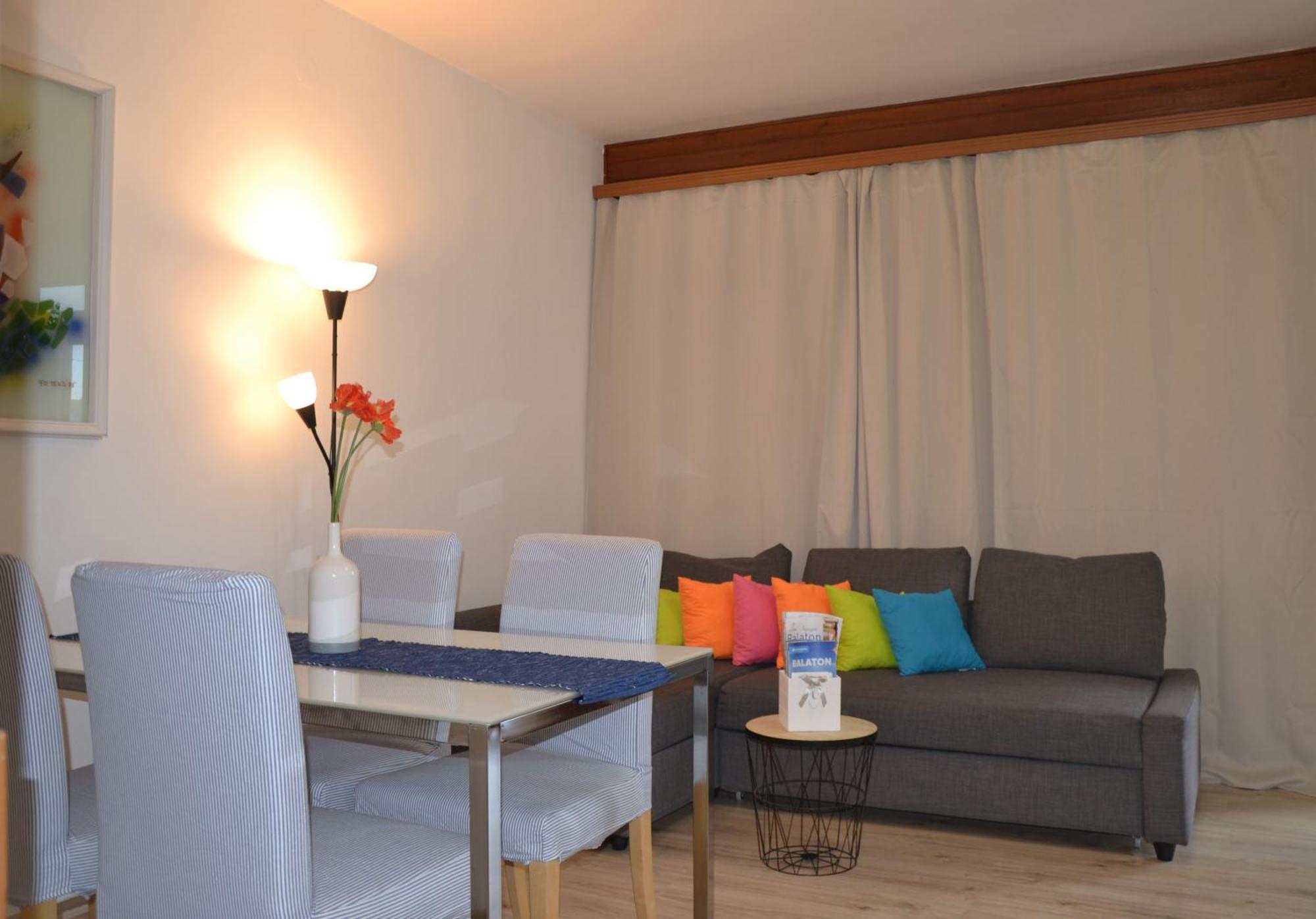 Akvamarin Apartman Keszthely Esterno foto